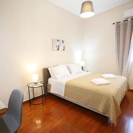 Apartment Bouskos *