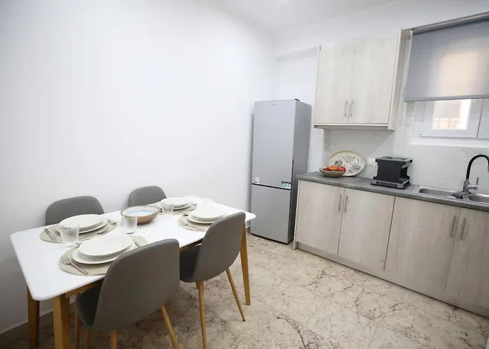 アパート Bouskos ニドリ